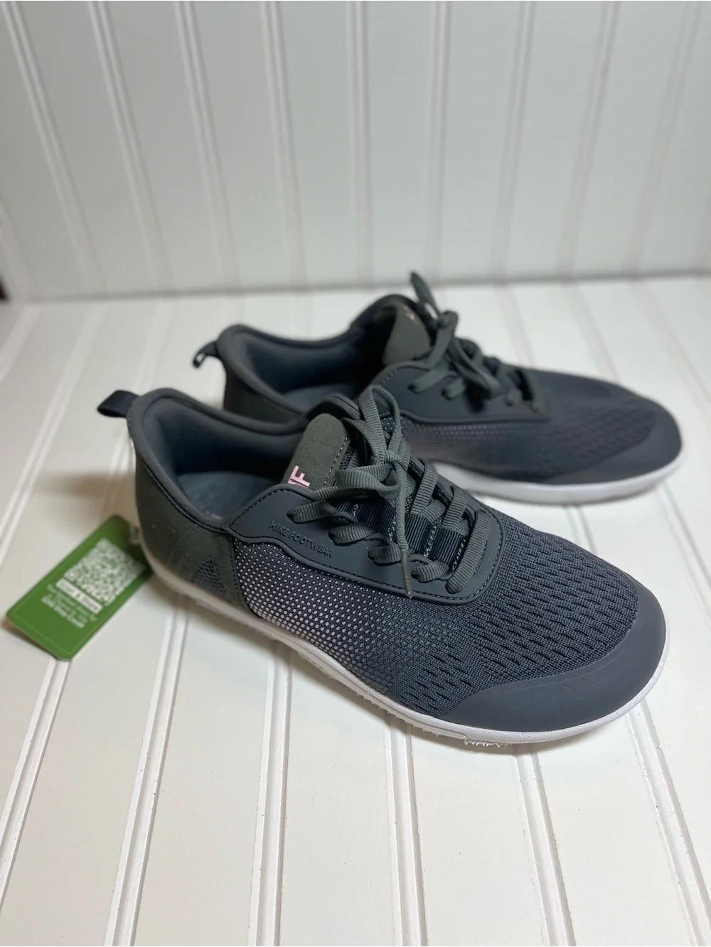 Hike Footware Lightweight Black Athletic Lace-Up Sneakers